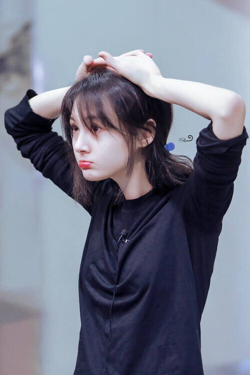 《电竞产业新宠:虚拟现实与增强现实技术融合》,虚拟化电子竞技